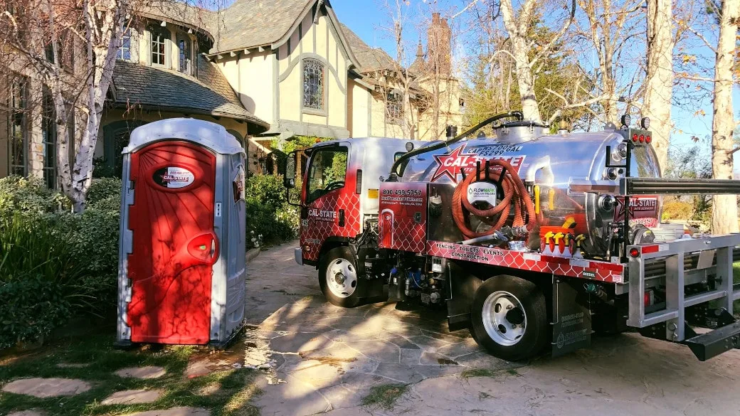 portable toilet rental for 28 days